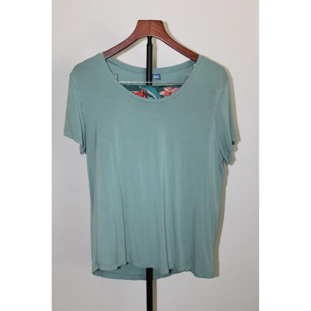 RipSkirt‎ Hawaii Women's Large Tropical Wrap Skirt and Sage Green T-Shirt Set